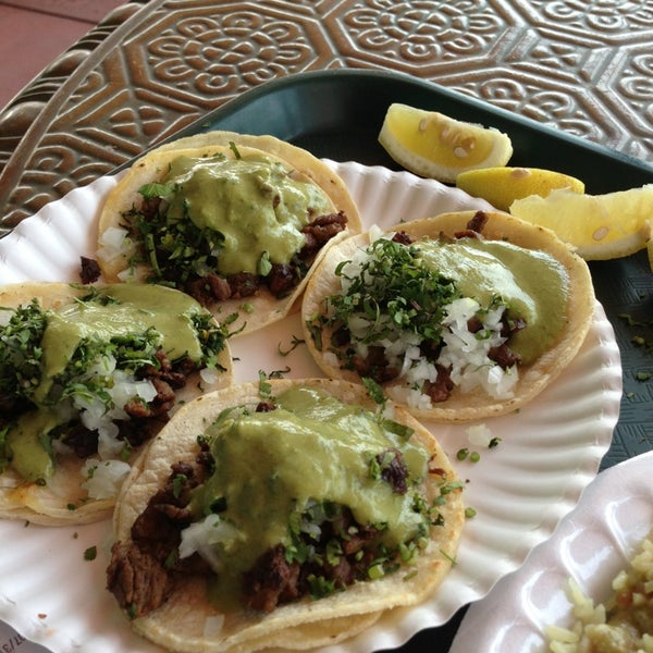 Photo taken at Los Tacos De Huicho by Christopher D. on 7/31/2013