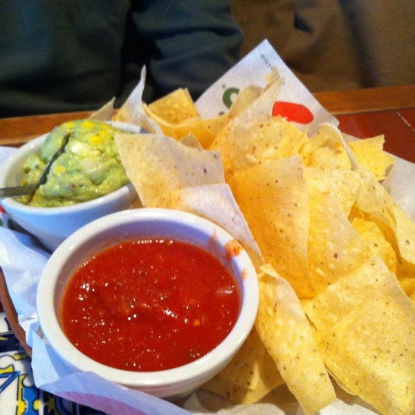 Photo taken at Chili&#39;s Grill &amp; Bar by Dawn W. on 3/16/2013