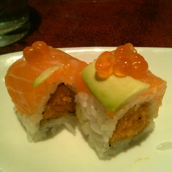 Foto tomada en YoiYoi Steakhouse &amp; Sushi  por Jo-Anna P. el 3/1/2013
