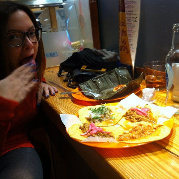 Photo taken at Tacos Chapultepec by Álex G. on 1/2/2013