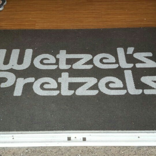 2/17/2016にWill K.がWetzel&#39;s Pretzelsで撮った写真