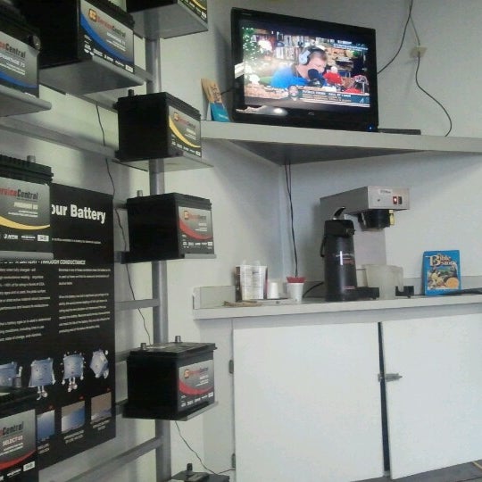 Tire Kingdom (Now Closed) Automotive Repair Shop in Columbia