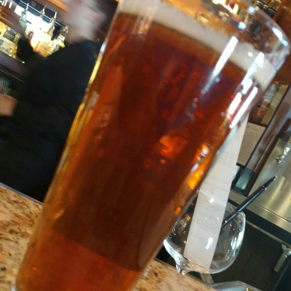 Photo taken at BJ&#39;s Restaurant &amp; Brewhouse by Rob S. on 6/17/2018