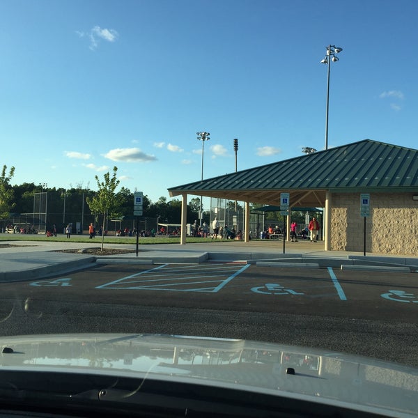 Fotos em Ozzie Smith Sports Complex Campo de Beisebol em O Fallon