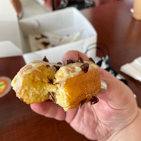 9/20/2020にBrittanieがDesert Donutsで撮った写真
