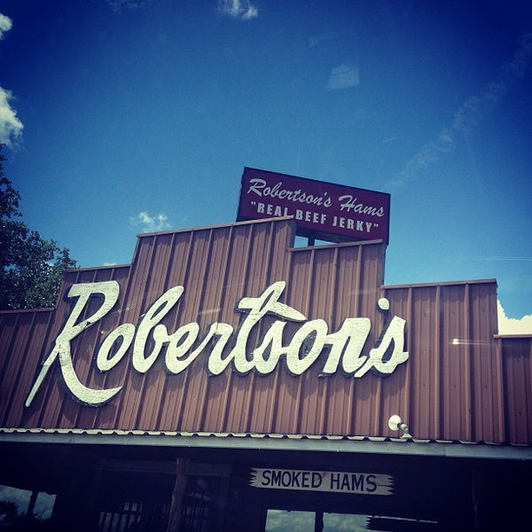 Photo taken at Robertson’s Hams The Choppin&#39; Block by Kristen P. on 7/18/2013