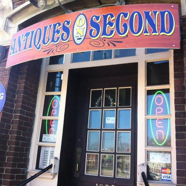Antiques On Second (Now Closed) Antique Store in Milwaukee