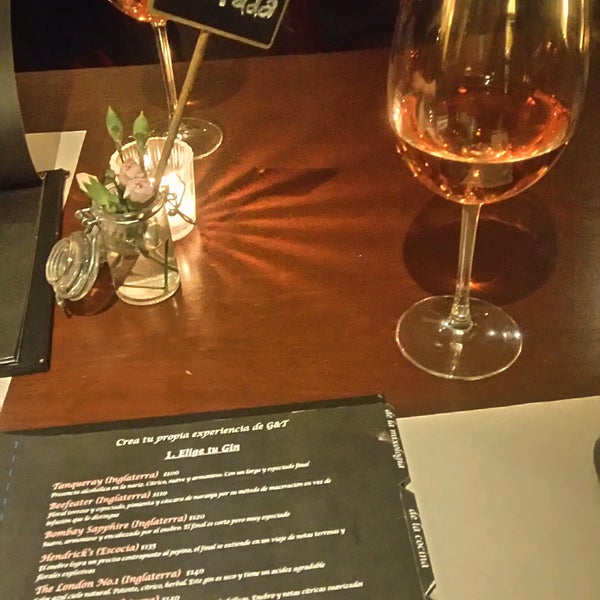 Foto tirada no(a) Restaurant La Vie en Rose por Charlo O. em 2/10/2017