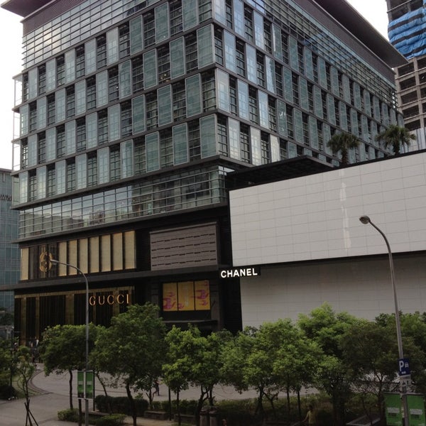 Photos At 新光三越百貨shin Kong Mitsukoshi 台北信義新天地a4館 5 Tips