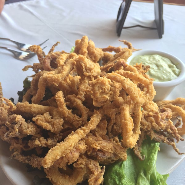 Rico pero el servicio no tan bueno. Prueban los calamares