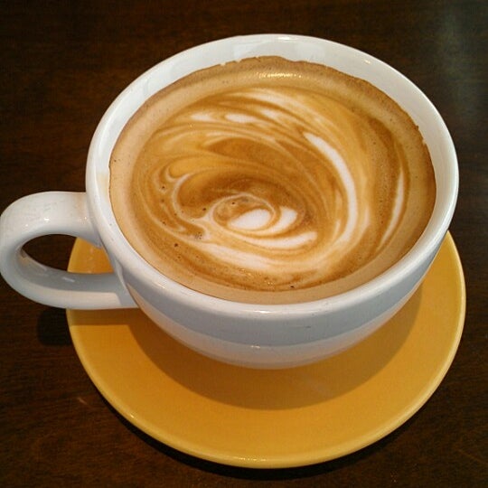 Das Foto wurde bei Longbottom Coffee &amp; Tea von Aisha R. am 5/22/2013 aufgenommen