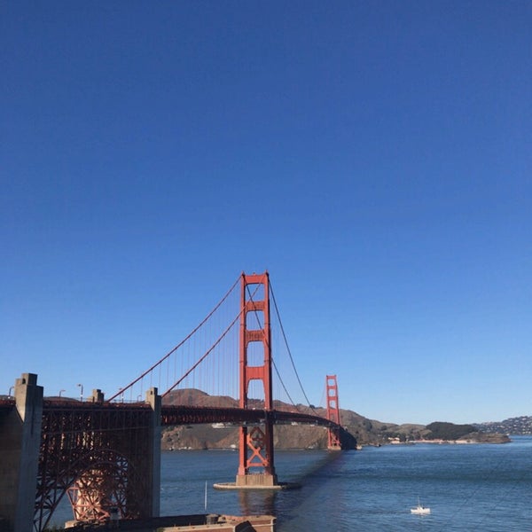 Foto tirada no(a) Ponte Golden Gate por Jun young L. em 12/26/2019