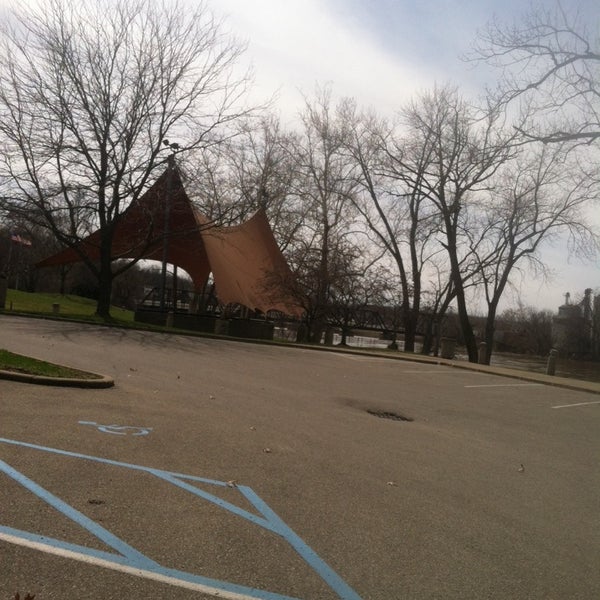 Zane's Landing Park Zanesville, OH