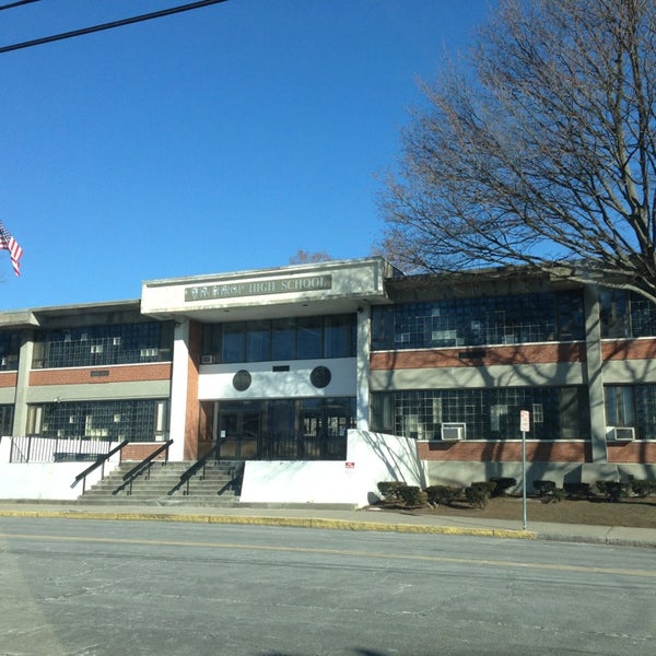 Winthrop High School 2 tips from 100 visitors