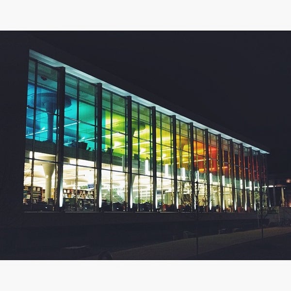 Photos at Mohawk College Library Mohawk Hamilton, ON