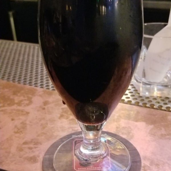 Photo taken at BJ&#39;s Restaurant &amp; Brewhouse by Robert W. on 2/20/2019