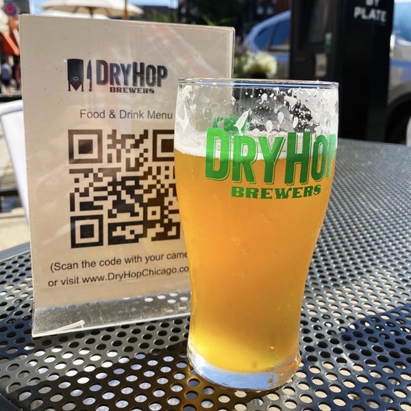 Foto tomada en DryHop Brewers  por Mark P. el 8/13/2020