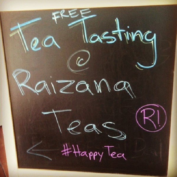 Das Foto wurde bei Raizana Tea Company von Pablo O. am 8/8/2013 aufgenommen