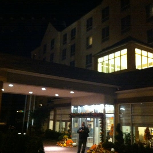 Foto tirada no(a) Hilton Garden Inn por Nomar M. em 10/21/2012