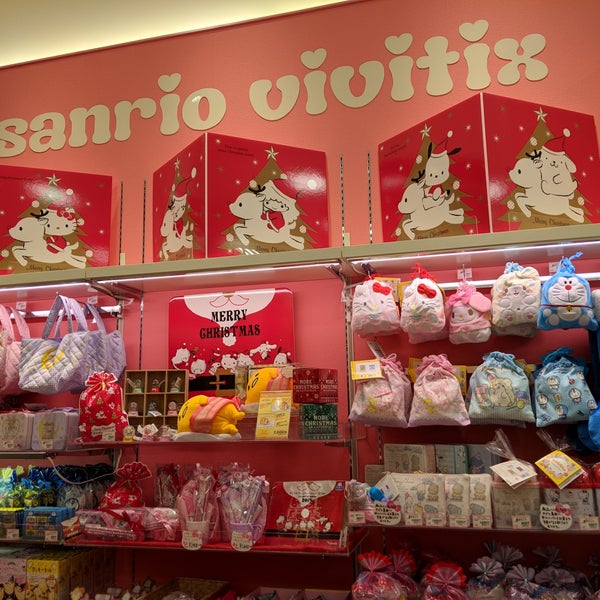 Photos At Sanrio Vivitix イオンモール大高店 Gift Shop In 名古屋市 緑区