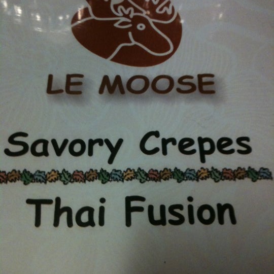 11/13/2012 tarihinde Pegeen B.ziyaretçi tarafından Le Moose Crepe Cafe'de çekilen fotoğraf