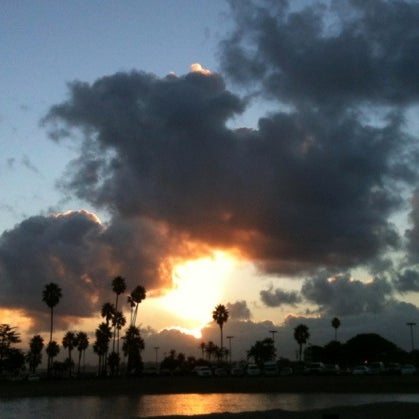 Foto diambil di Mission Bay Aquatic Center oleh Pegeen B. pada 12/27/2012