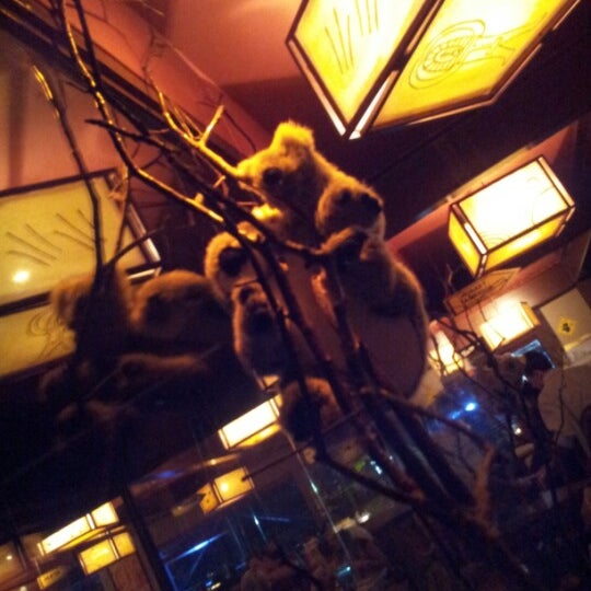 Foto tomada en Didge Steakhouse Pub  por Rafaella B. el 11/17/2012