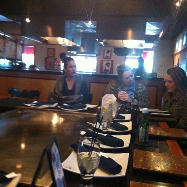1/30/2014에 Suzanne E J.님이 Musashi&#39;s Japanese Steakhouse에서 찍은 사진