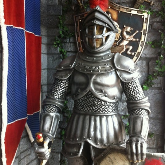 Costume Castle Lake Forest, CA