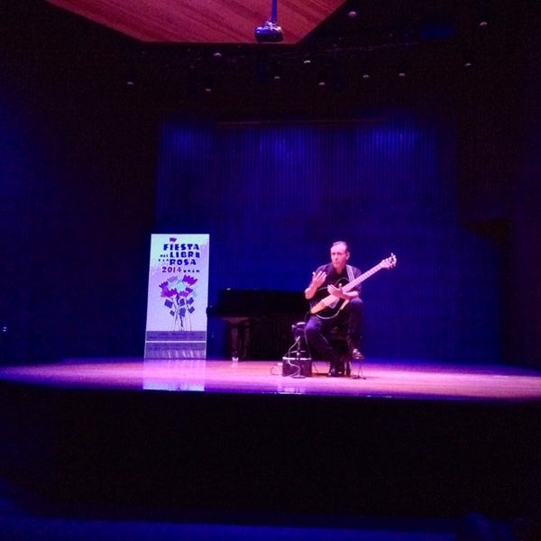 Photo taken at Sala Carlos Chávez, Música UNAM by Daniel T. on 4/24/2014