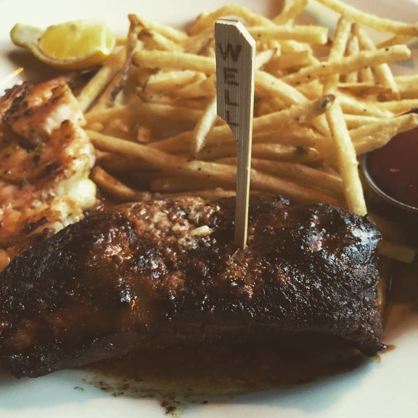 Photos at Claim Jumper (Now Closed) American Restaurant in Lynnwood