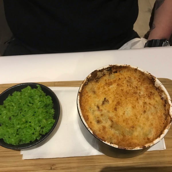 Richmond Oysters 14 tips from 383 visitors