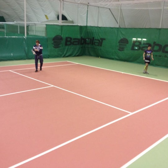 Теннис арт клуб отрадное телефон. Теннис арт клуб отрадное. Indoor tennis. Теннис отрадная 16. Tennis club.