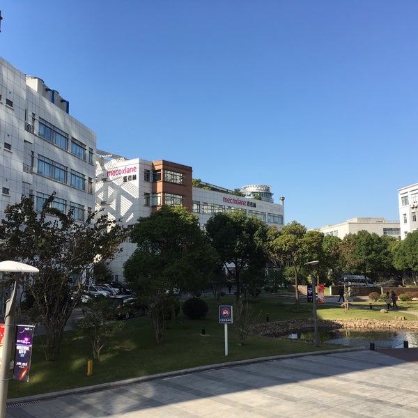 漕河泾开发区凤凰园