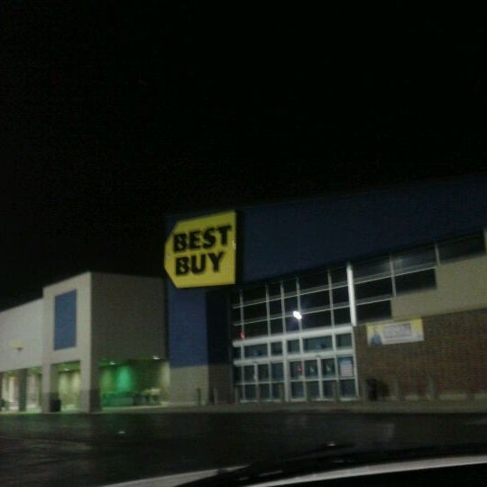 Best Buy Electronics Store in Bolingbrook