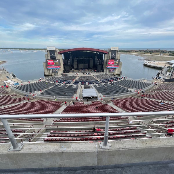 Photo taken at Northwell Health at Jones Beach Theater by Traci A. on 7/31/2022
