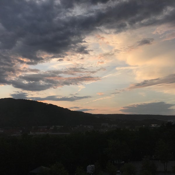 Das Foto wurde bei MAXX Hotel Jena von Lydia T. am 8/15/2017 aufgenommen