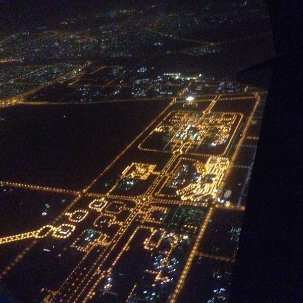 Foto tomada en Aeropuerto Internacional de Dubái (DXB)  por Metin el 9/6/2015