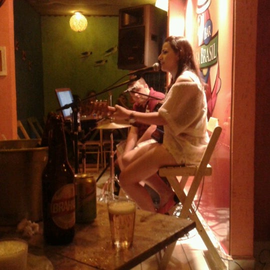 รูปภาพถ่ายที่ Bar Casa Brasil โดย Natalia L. เมื่อ 12/9/2012