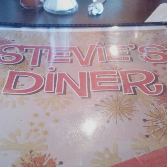 10/3/2012 tarihinde Nancy M.ziyaretçi tarafından Stevie&#39;s Diner'de çekilen fotoğraf