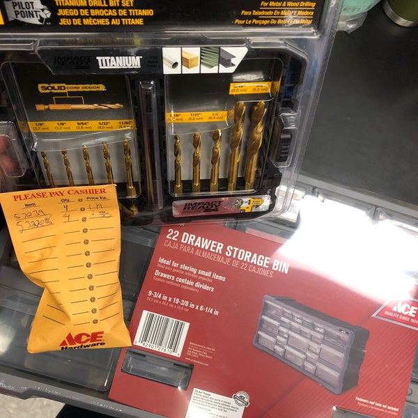 Crown Ace Hardware (Artık Kapalı) University Irvine, CA