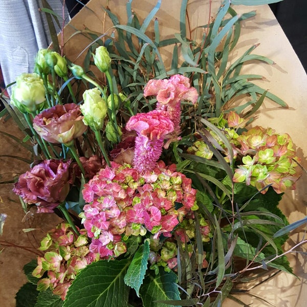 Gilly Flowers Flower Store in Los Angeles