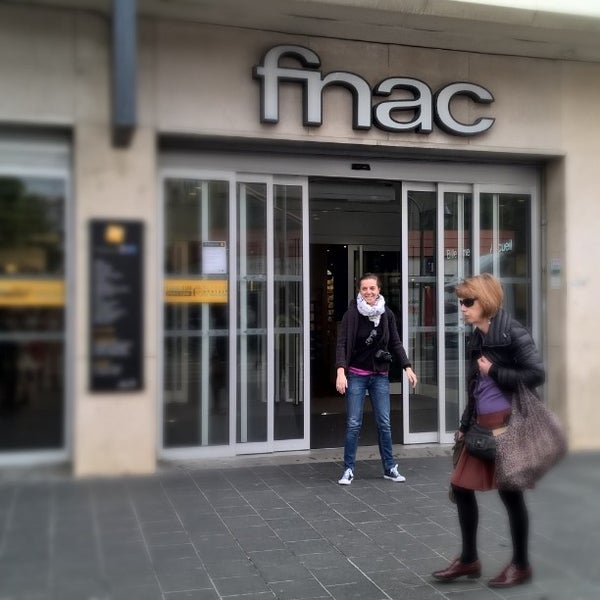 Photo taken at Fnac by Andreea C. on 4/16/2015