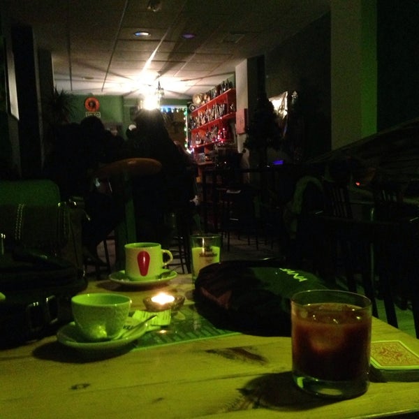 รูปภาพถ่ายที่ Mañana Cocktail Bar โดย Ольга Т. เมื่อ 1/6/2014