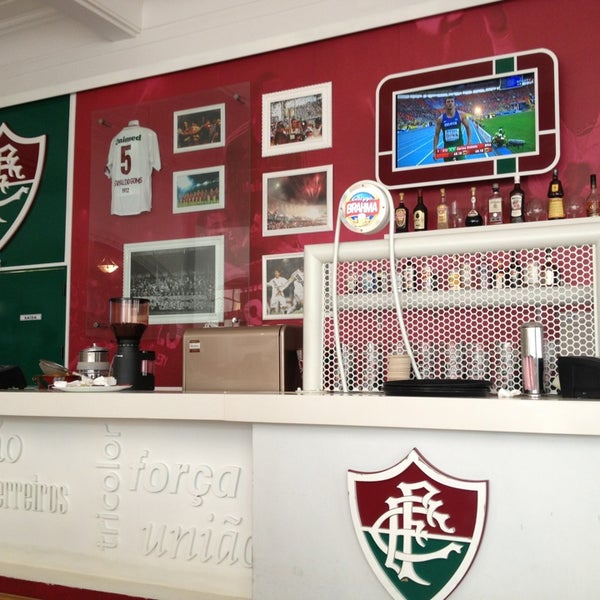 Photo taken at Bar dos Guerreiros by Leonardo R. on 8/10/2013