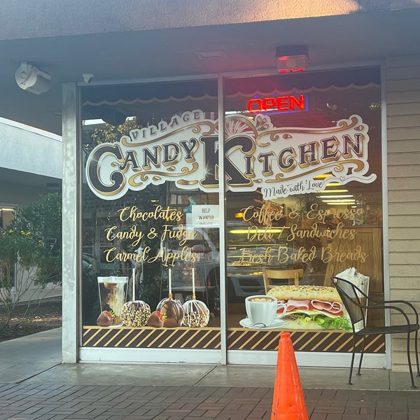 Muffin Top Bakery Bakery in Downtown Redlands