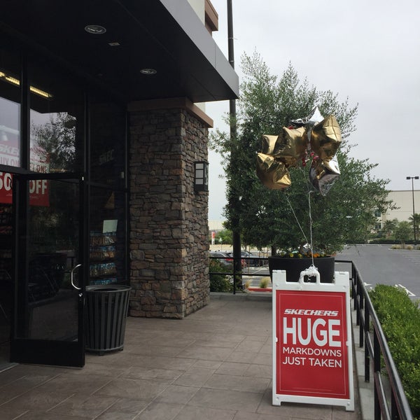 Skechers factory outlet clearance redlands