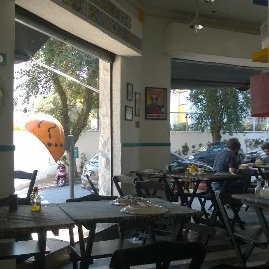 9/12/2014 tarihinde Paulo F.ziyaretçi tarafından Bar Tiquim'de çekilen fotoğraf