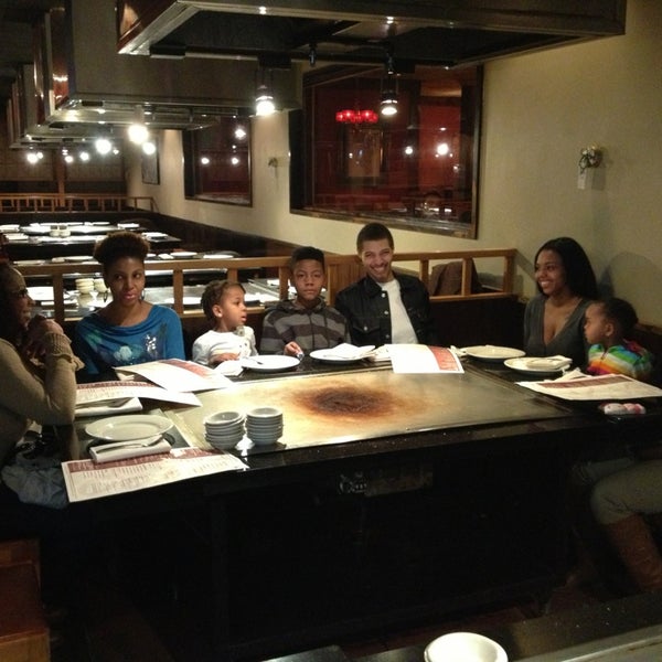 Foto diambil di Otani Japanese Restaurant oleh Rodney R. pada 3/30/2013
