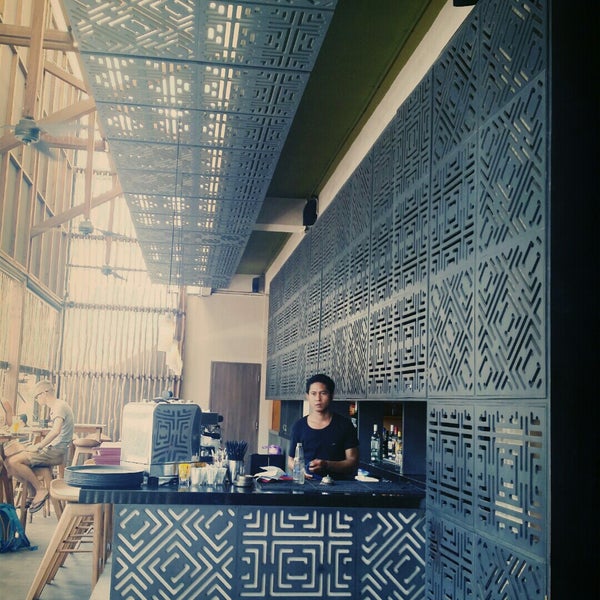 11/17/2014에 jenney k.님이 Khaima Restaurant에서 찍은 사진
